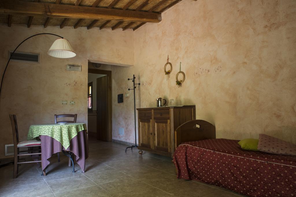 Country Hotel Mandra Edera 阿巴桑塔 客房 照片